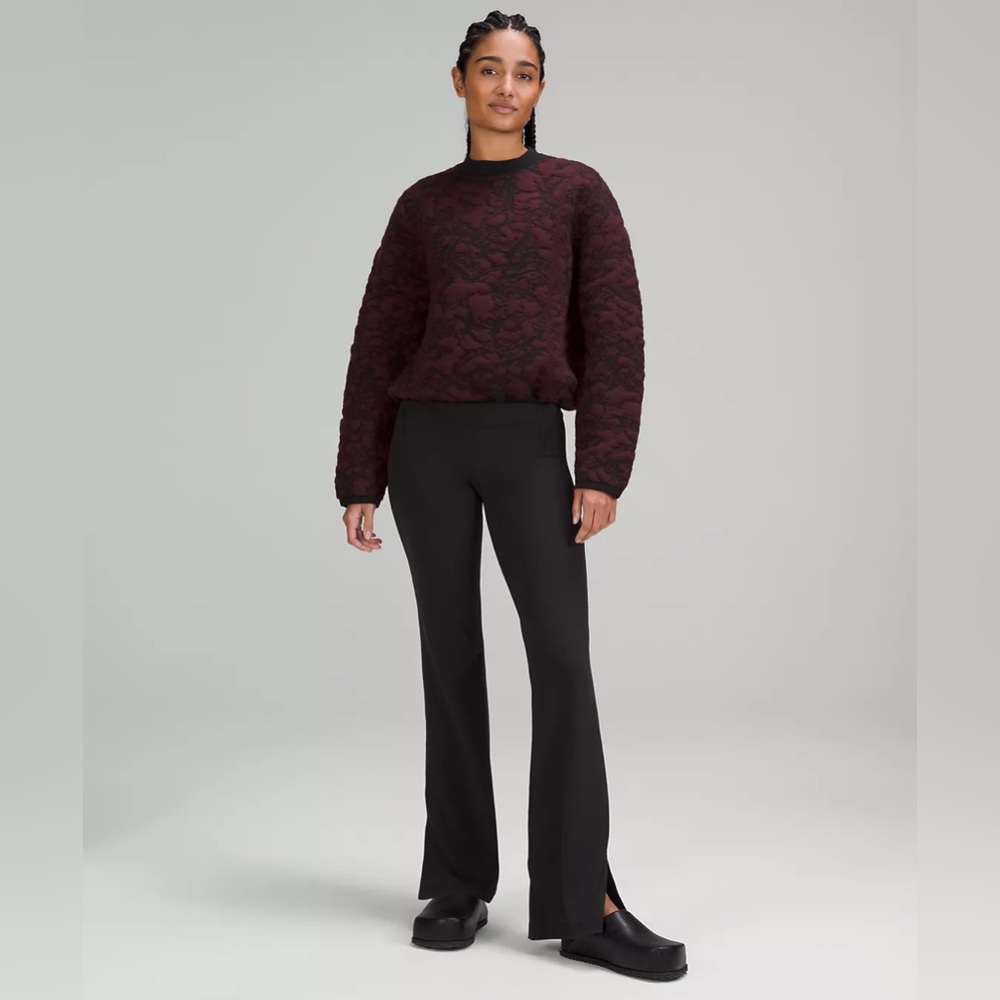 Lululemon Groove High-Rise Split-Hem Flared Pant
Nulu